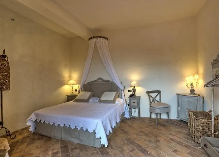 Отель Il Poggio Luxury Country